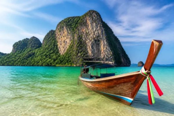 Thailand travel scene for a seven-day itinerary